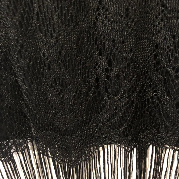 Express Textured Flapper Skirt - Picture 2 of 3